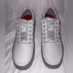 Stylish Gray and Red Men's Sneakers